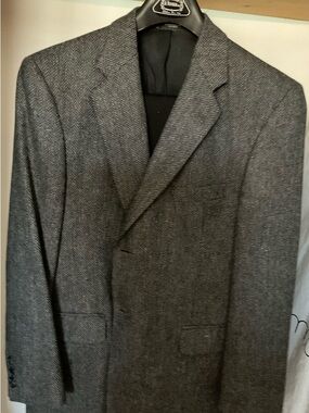 Stafford Men's Gray Herringbone Sport Coat - Classic Two-Button Blazer